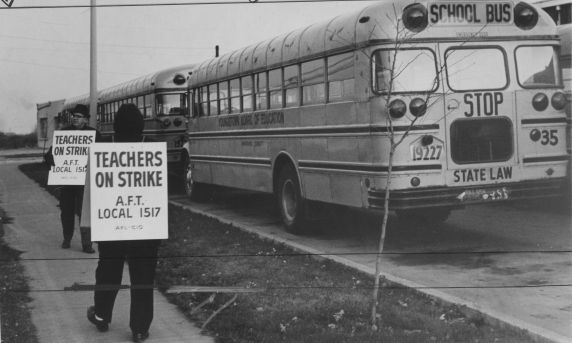 (27789) Youngstown School Board Members Picketing (27789) Youngstown School Board Members Picketing